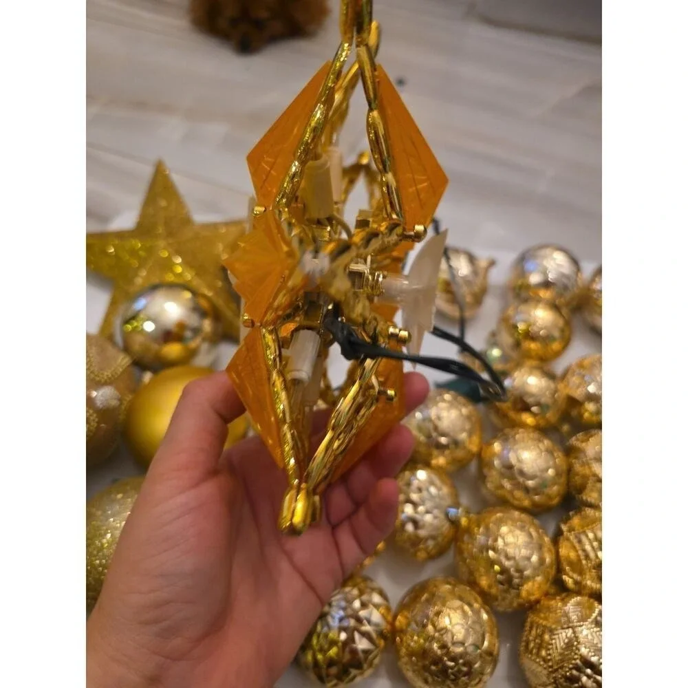 Christmas‎ Gold Silver Matte, Shiny & Glitter Ball Ornament Lot 50